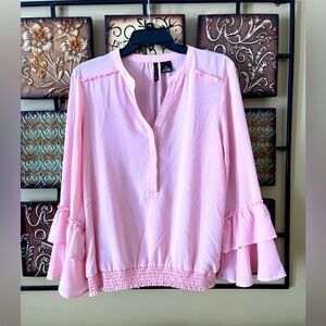 Ladies new directions pink top size medium excellent condition!
